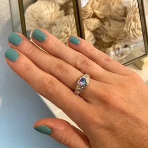 Mermaid 🧜🏼‍♀️ 925 sterling silver stamped heart ring.